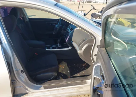 2013 Nissan Altima 2.5 z USA, uszkodzony, nr VIN 1N4AL3AP1DN504158